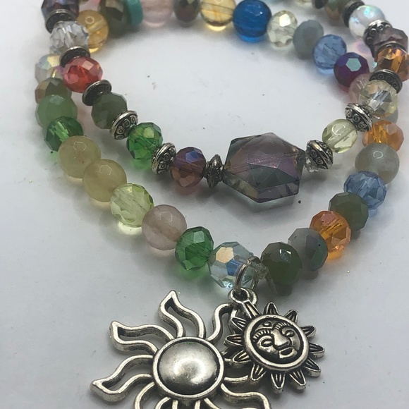 Beautiful Crystal Bracelet - Picture 5 of 5